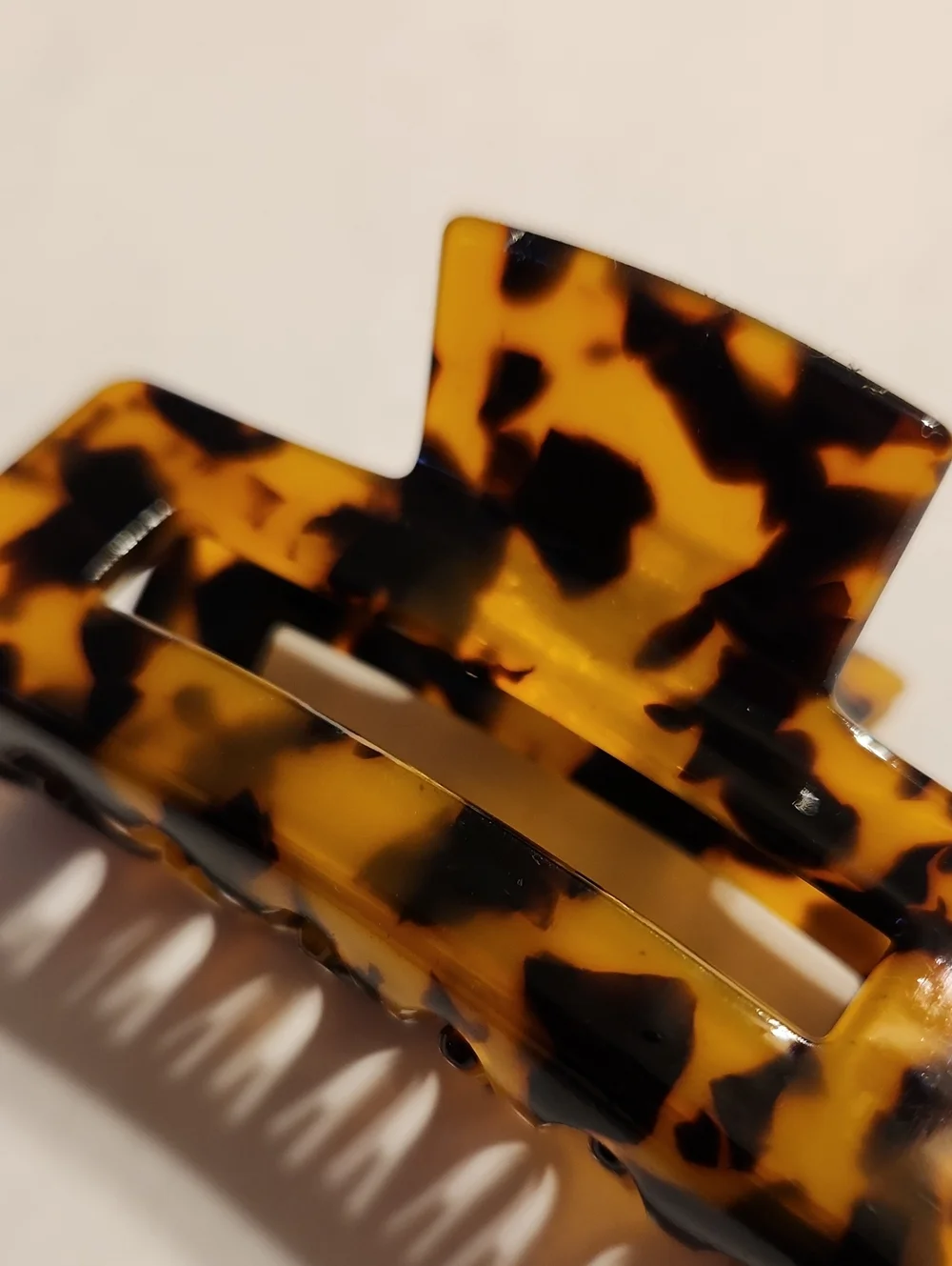 NWOT Acetate Hair Clip 3 inches